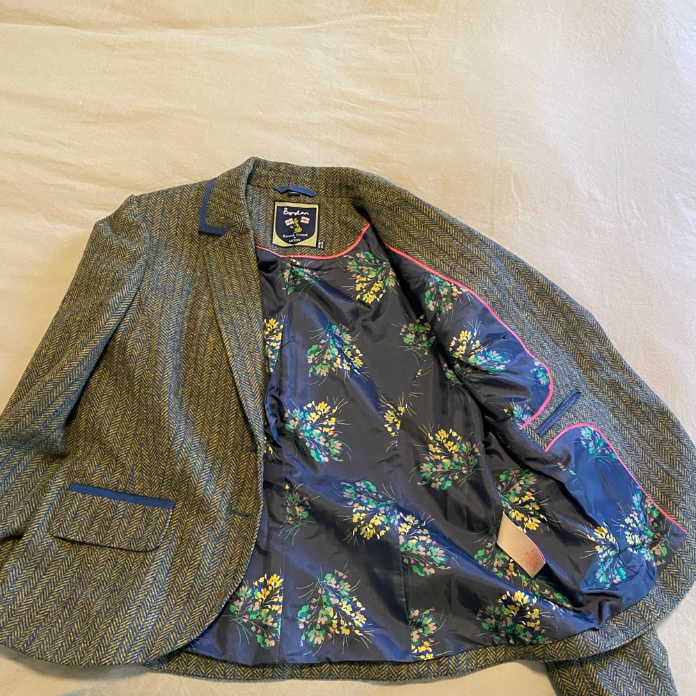 Cute tweed coat